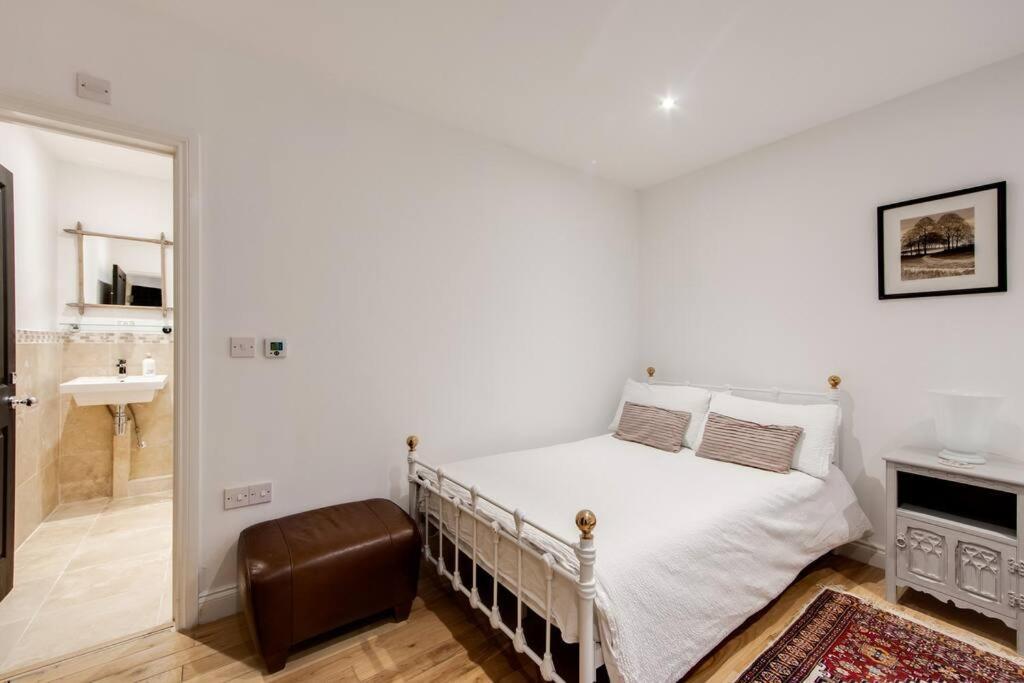 Princes Villa - Large Fully Self Contained Flat, 5 Minutes From The Sea هاستَنغ المظهر الخارجي الصورة