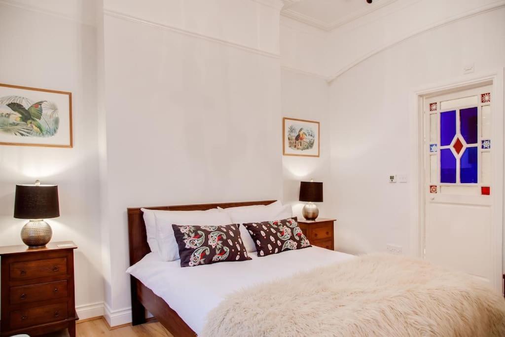 Princes Villa - Large Fully Self Contained Flat, 5 Minutes From The Sea هاستَنغ المظهر الخارجي الصورة